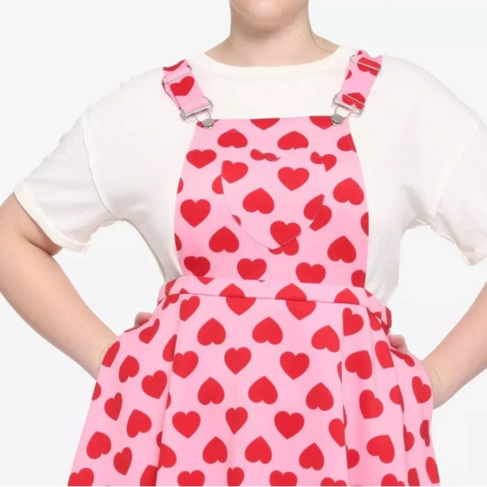 Hot Topic Skirtall Pink Dress with Red Hearts S/M anime cosplay Comic-Con